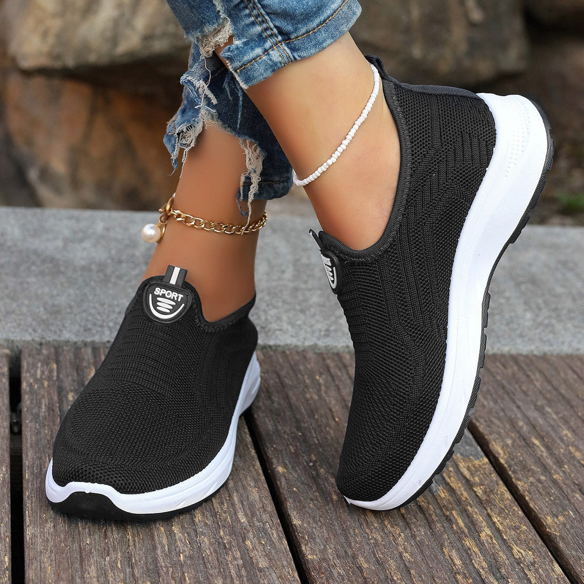 Women's breathable trainers