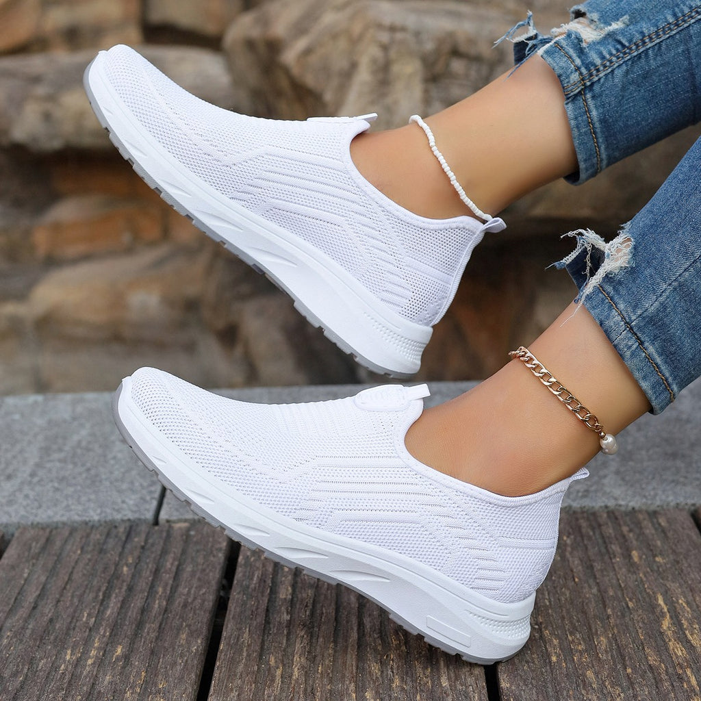 Women's breathable trainers