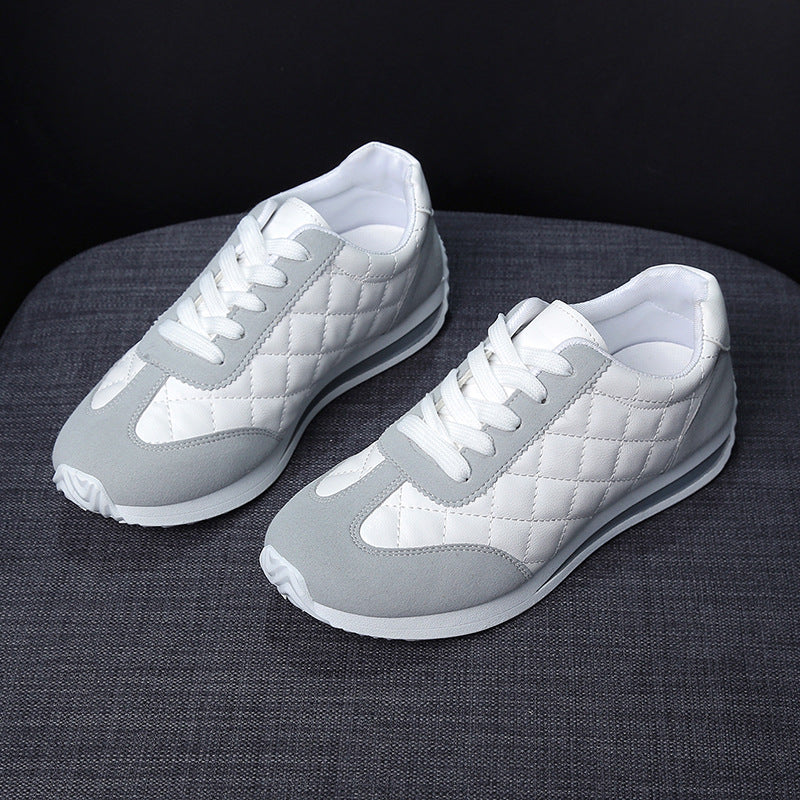 Super Sneakers