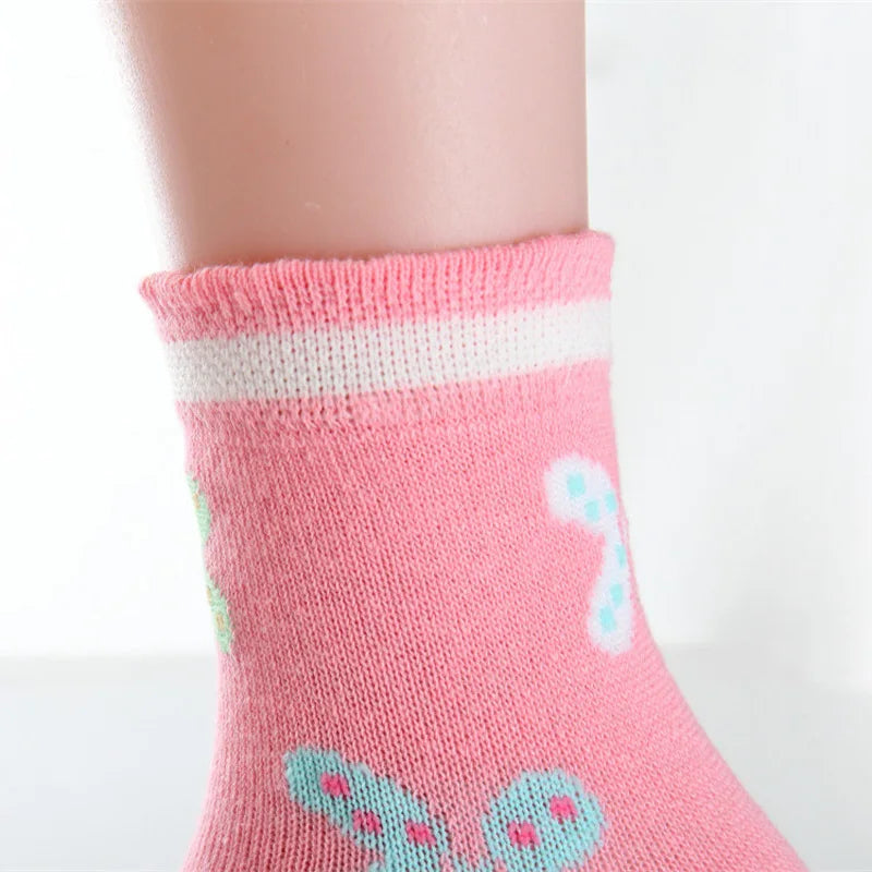 5 Pairs of  girls socks