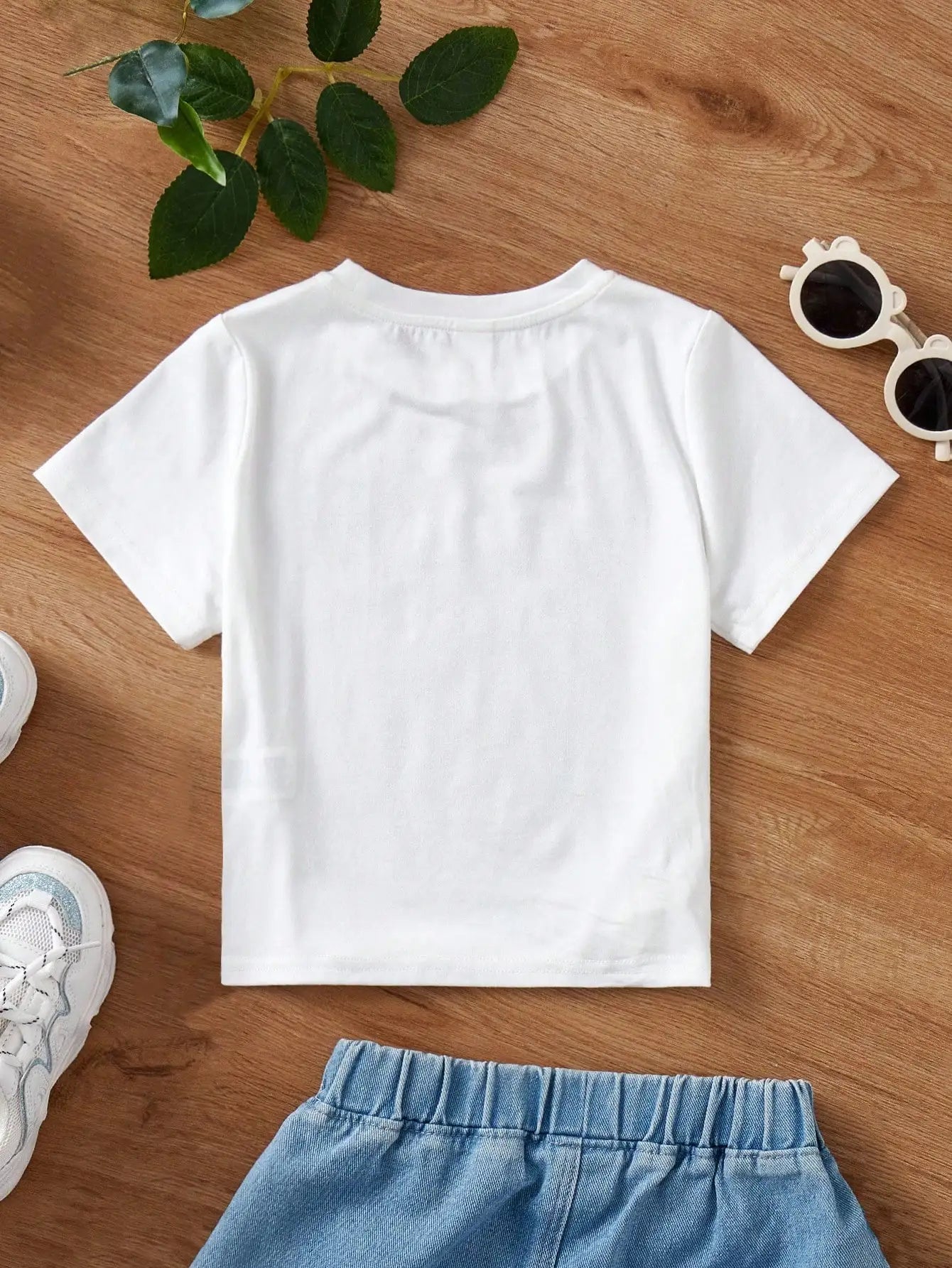 Short Sleeve T-Shirt with Glitter Heart Print