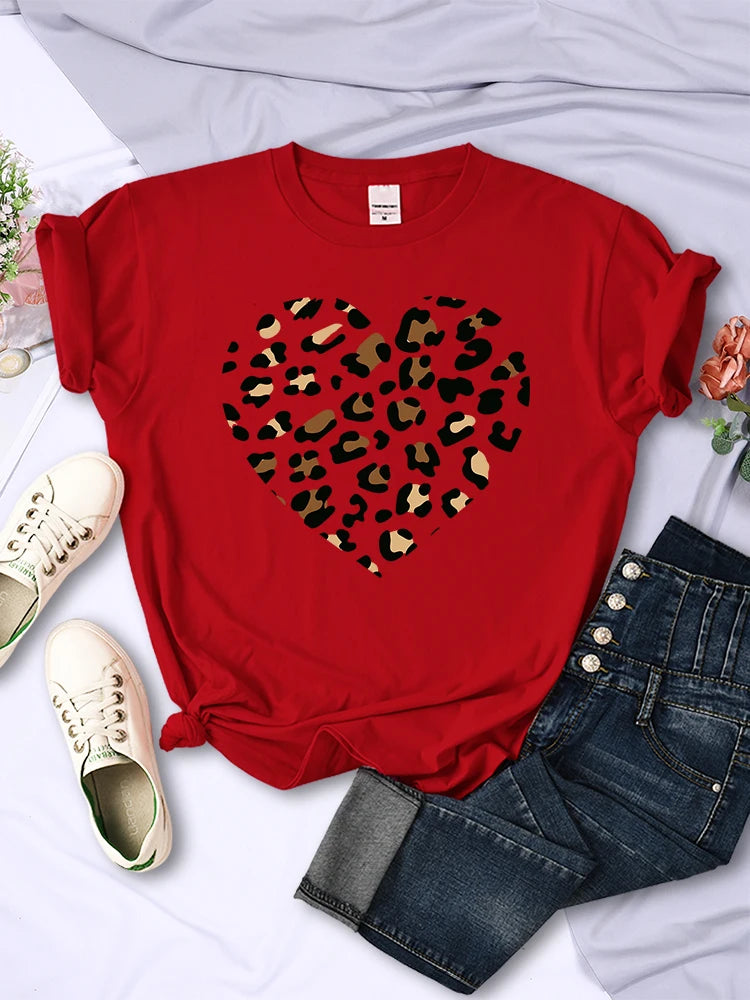 Simple Broken Leopard Heart tee