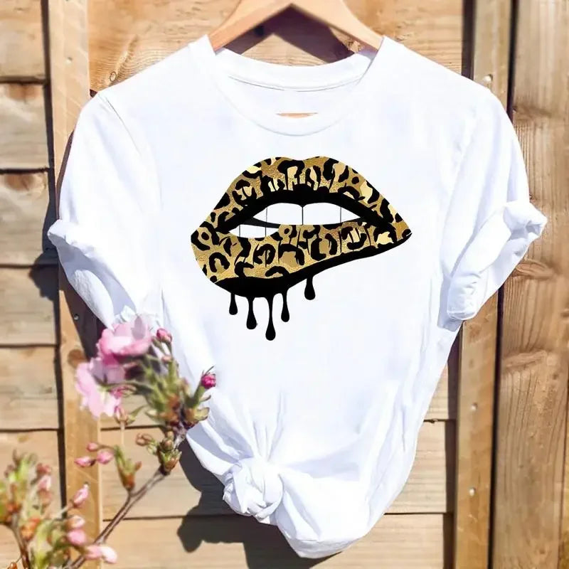 Women Leopard Love Heart Print Tee