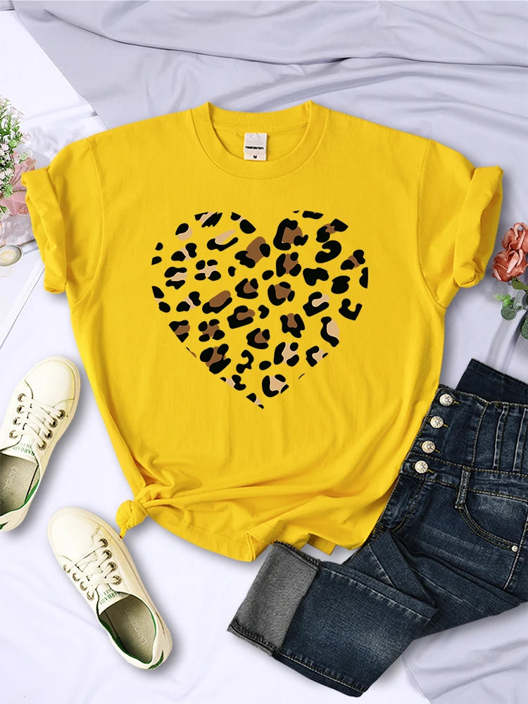 Simple Broken Leopard Heart tee