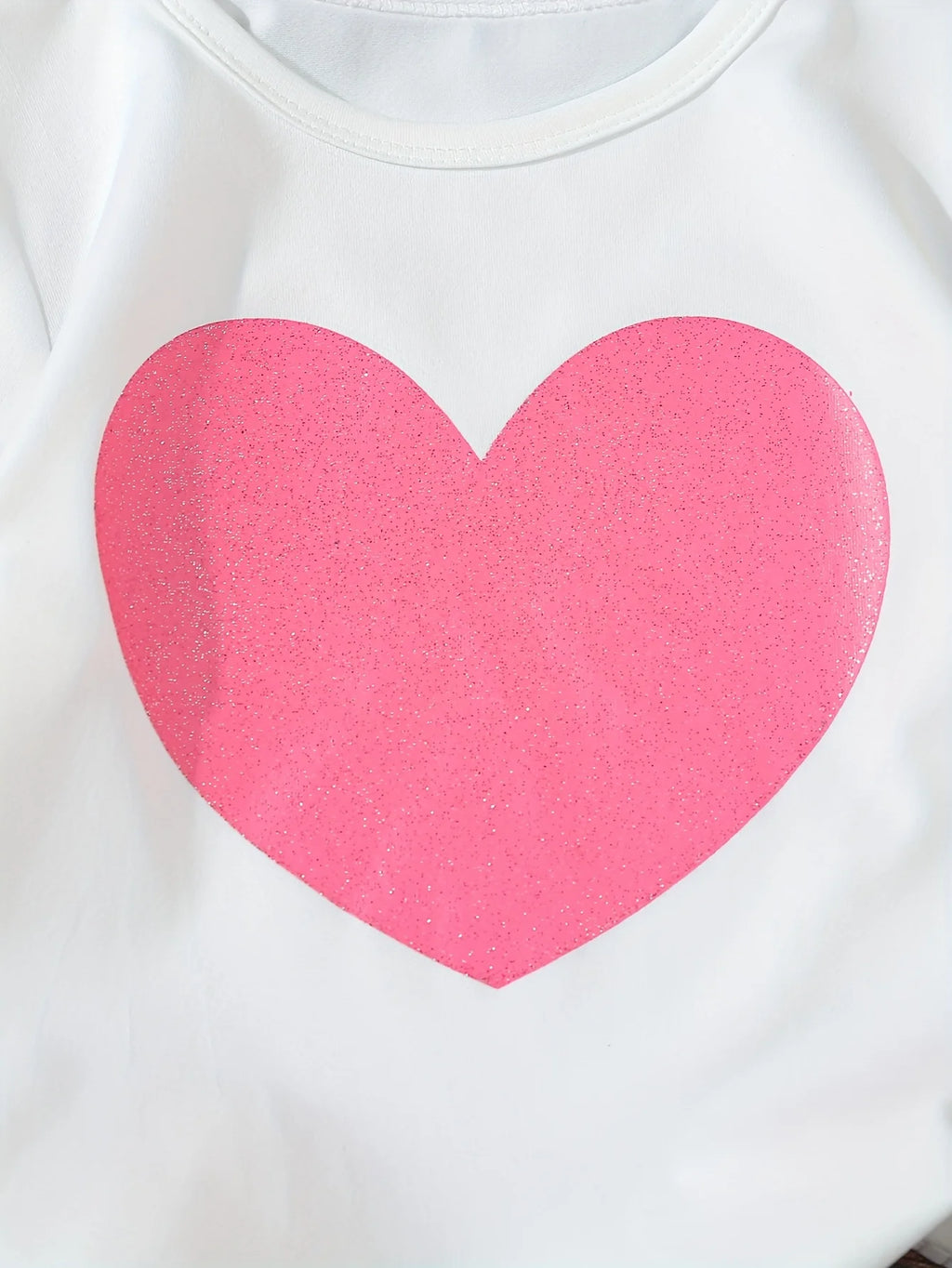 A 3-Piece Summer Heart-Shaped Printed Round-Neck T-Shirt For Girls, A Street Fashion And Versatile Short-Sleeved Top