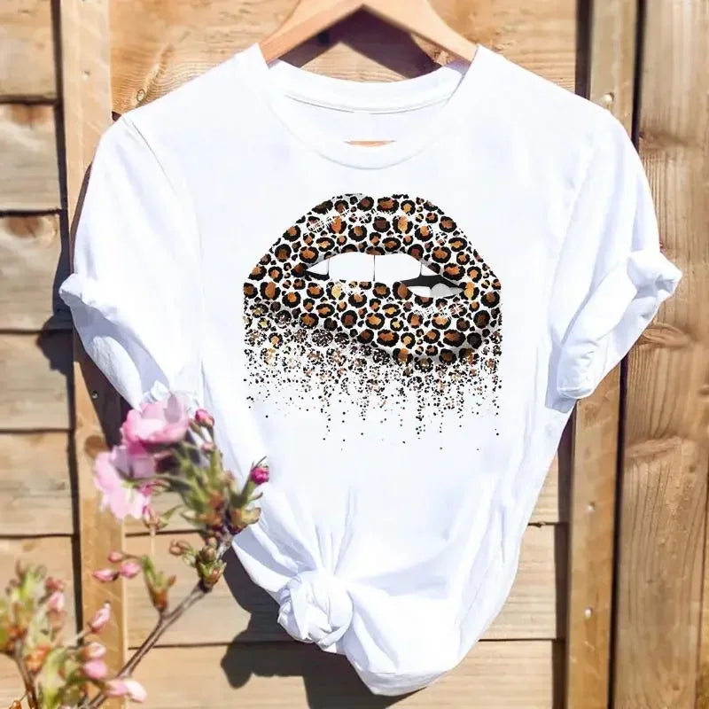 Women Leopard Love Heart Print Tee