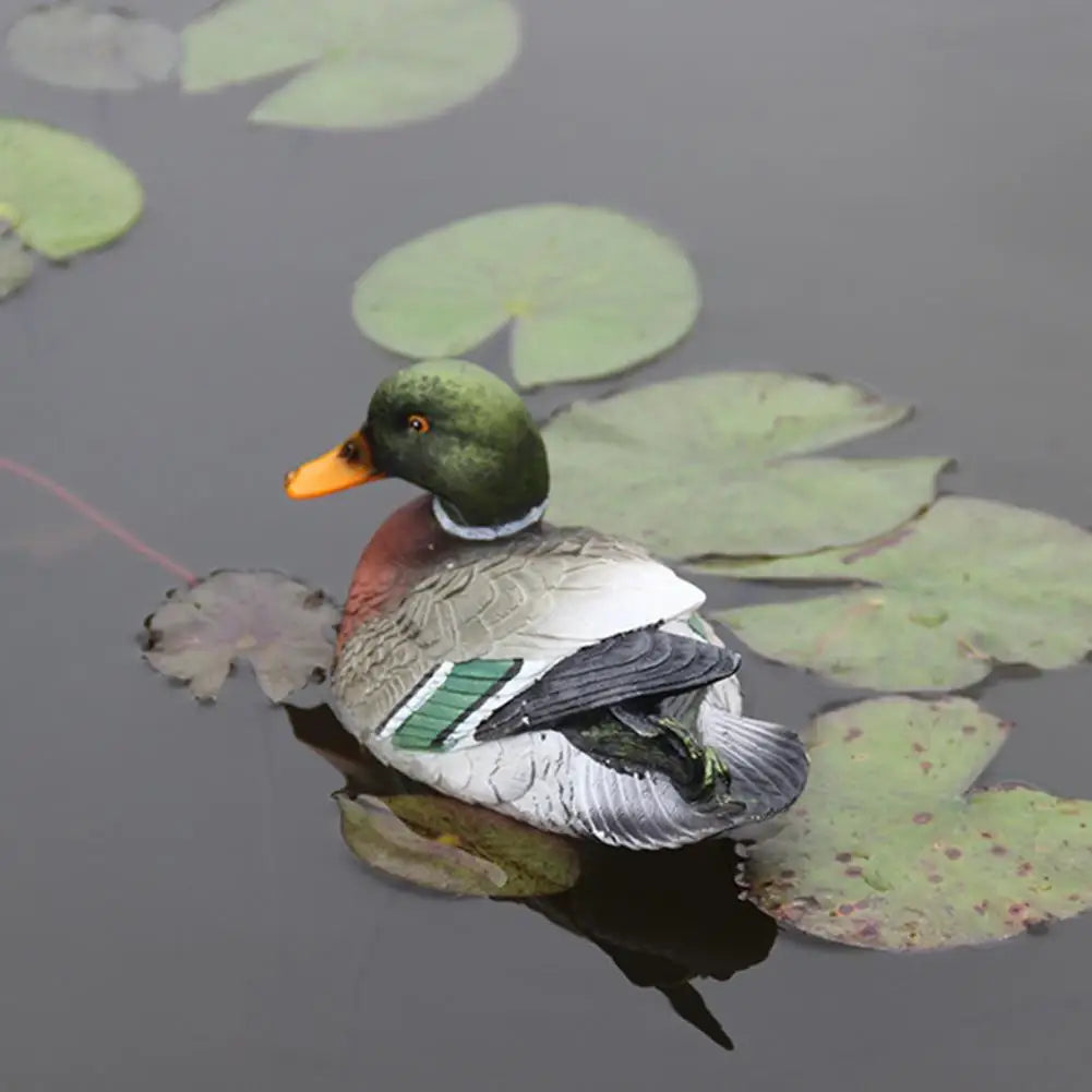 Floating Duck Sculpture Resin Duck Statue Garden Pond Landscape Decoration Floating Duck Outdoor Ornament Gift for Nature Lovers