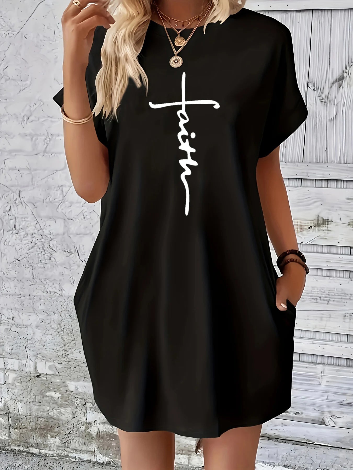 Faith Short Sleeve Pocket Dress