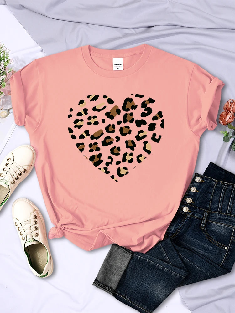 Simple Broken Leopard Heart tee