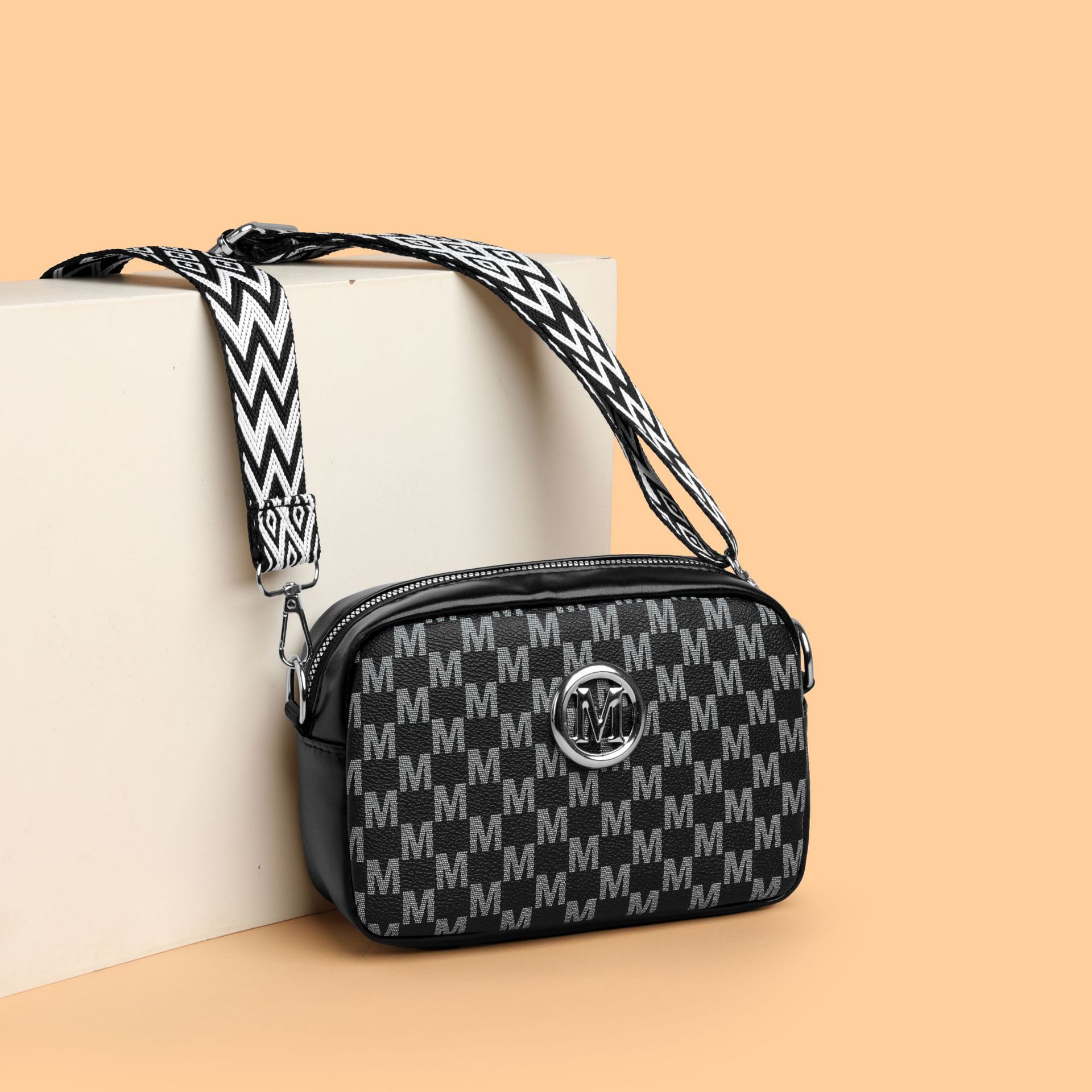 Versatile Wide-strap Shoulder Crossbody Bag