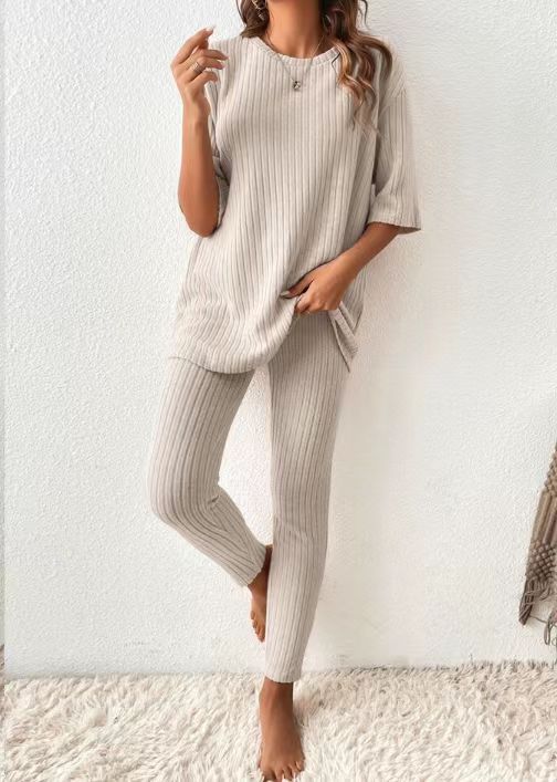 Two-piece Drop-shoulder T-shirt And Leggings