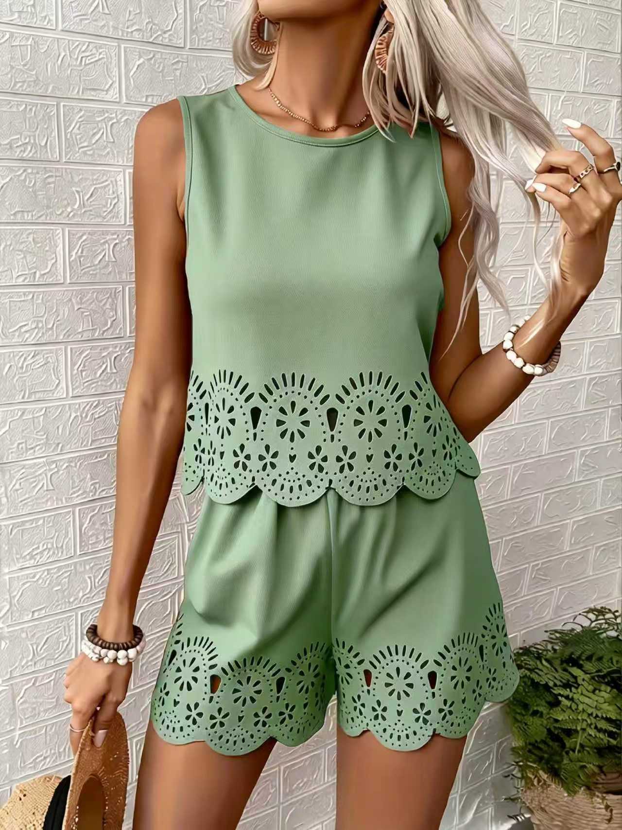 Elegant Hollow-Out Set For Women