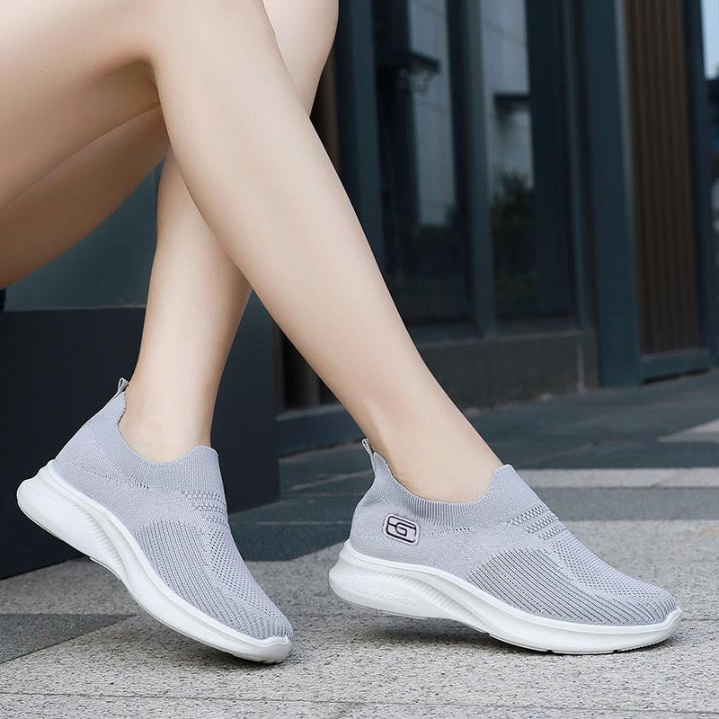 Mens breathable trainers